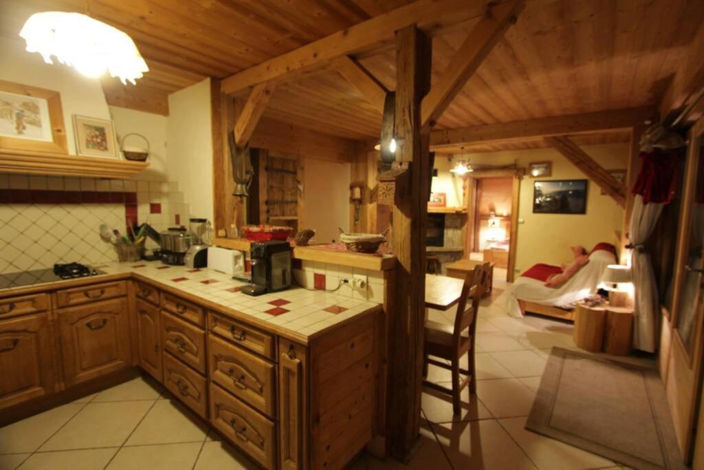 Appartement Cozy Dans Chalet 6 Pers Voiture 4 Roues Motrice A Dispo La Clusaz Dış mekan fotoğraf